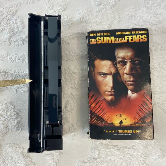 VTG THE SUM OF ALL FEARS VHS Tape hi-fi Stereo Dolby Surround ISBN 0792187652 - Picture 5 of 5